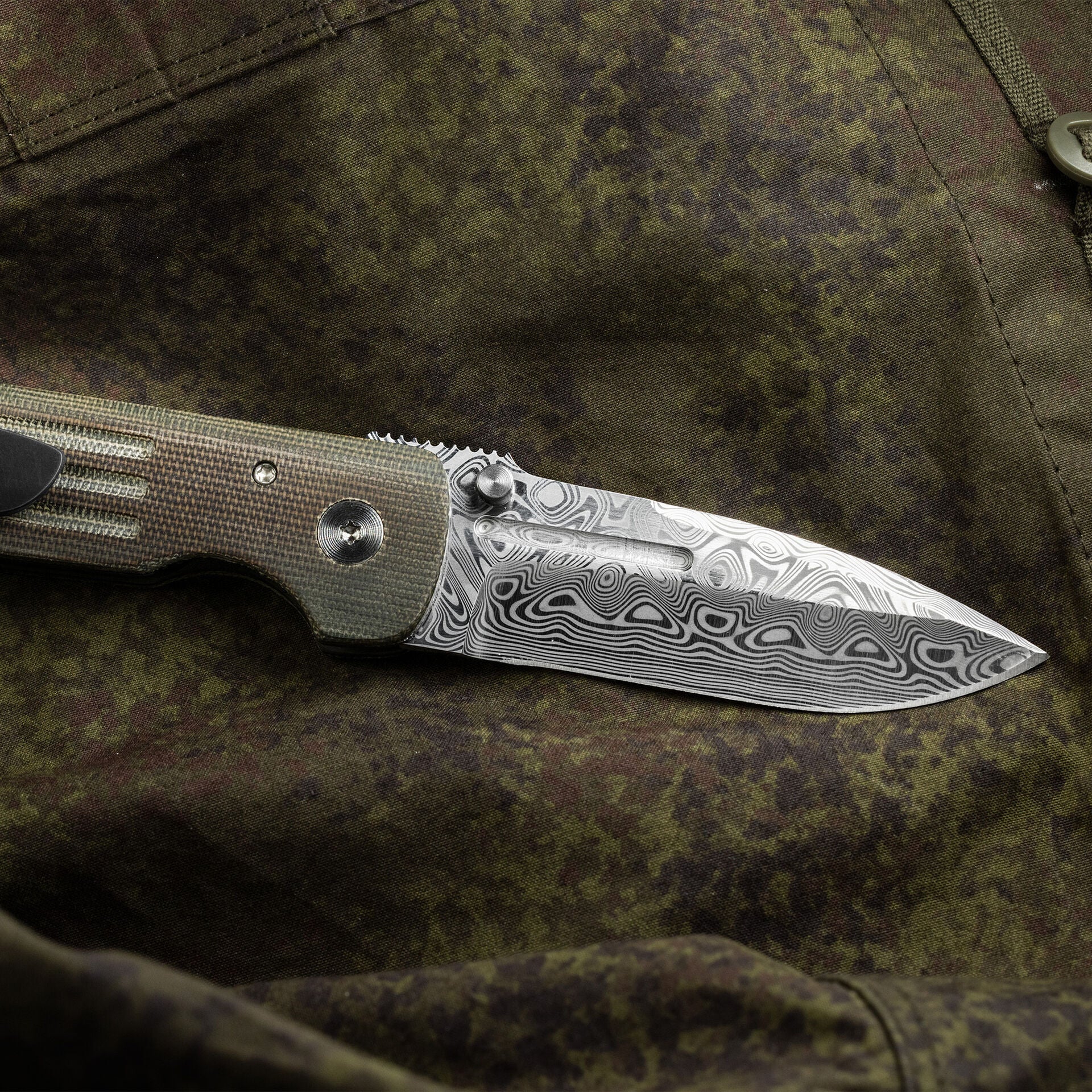 Dauntless Elite Lumablades Edition