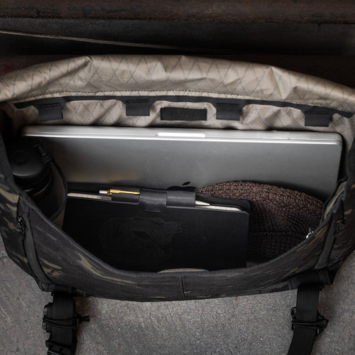 Parallax Messenger Bag 15L X50