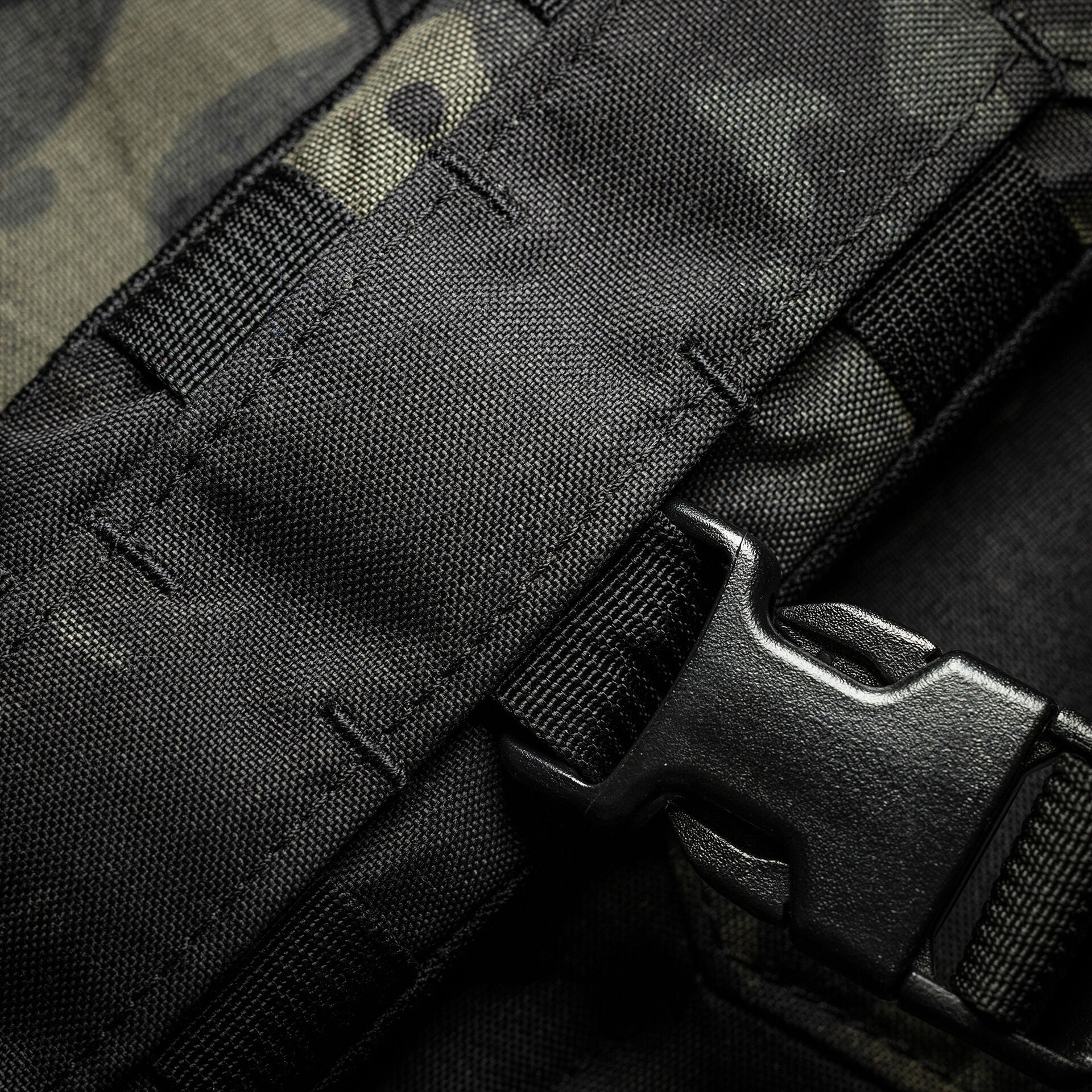 Parallax Messenger Bag 15L X50
