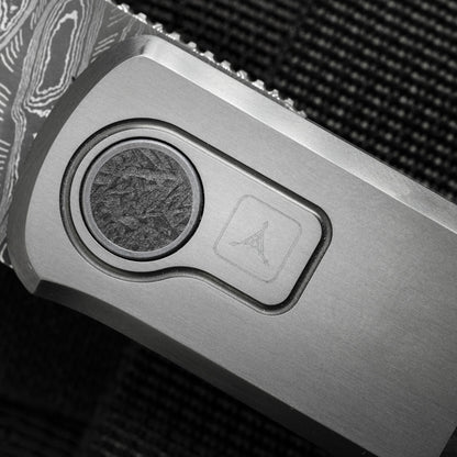 Capricorn Prime Damascus Oeser Edition