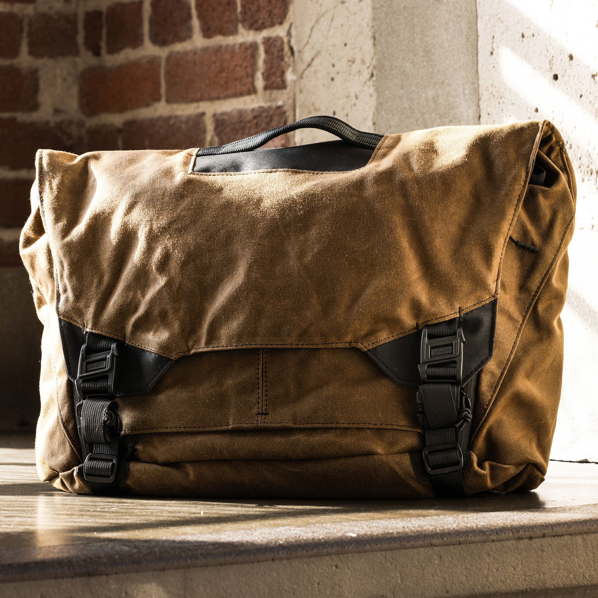 バッグ TripleAughtDesignParallaxMessenger Parallax Messenger Bag 15L WX | Triple Aught Design