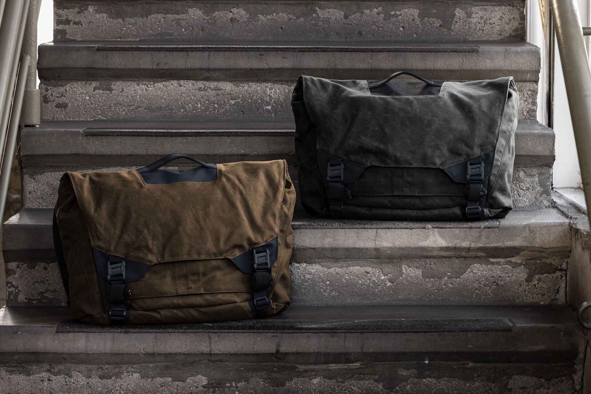 Parallax Messenger Bag 15L WX | Triple Aught Design