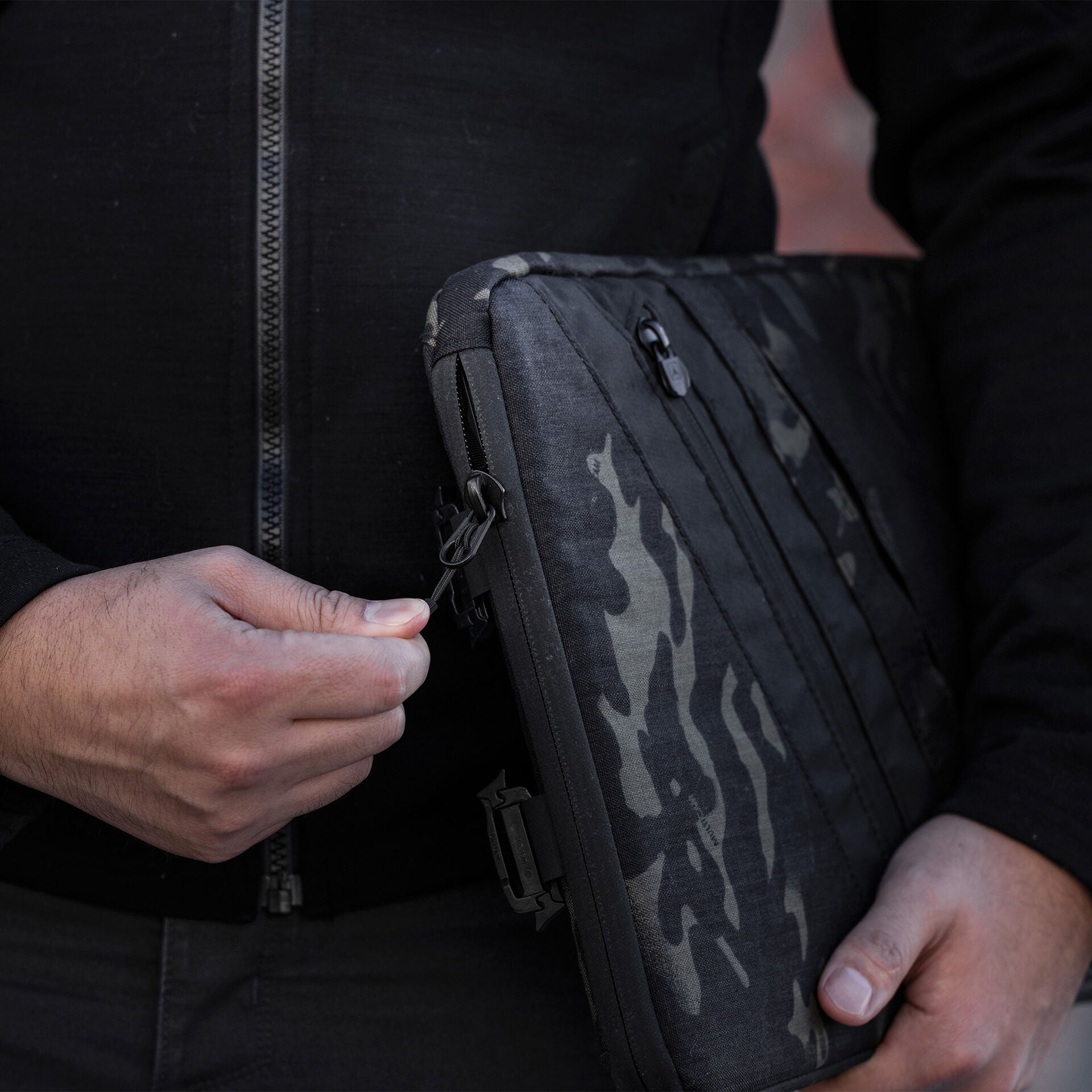 Transport Sleeve Multicam Black