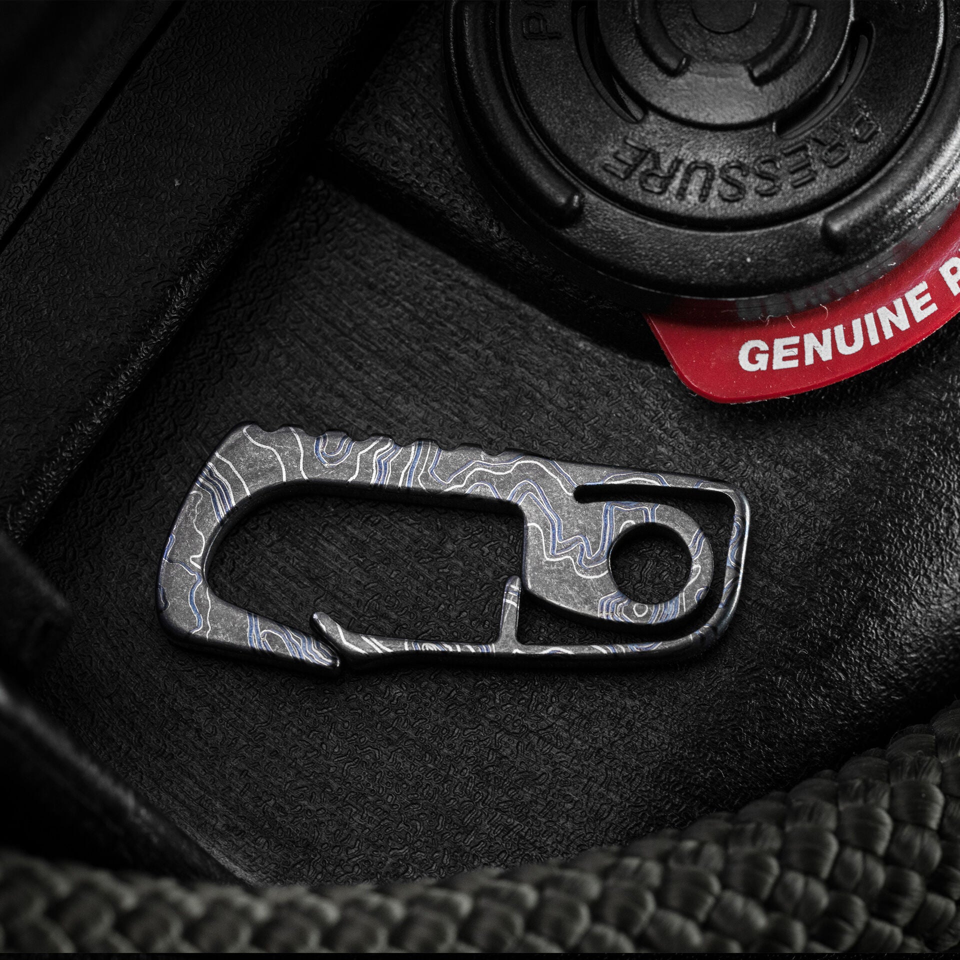 SE Hook Up Micro Titanium Topo TAD Edition