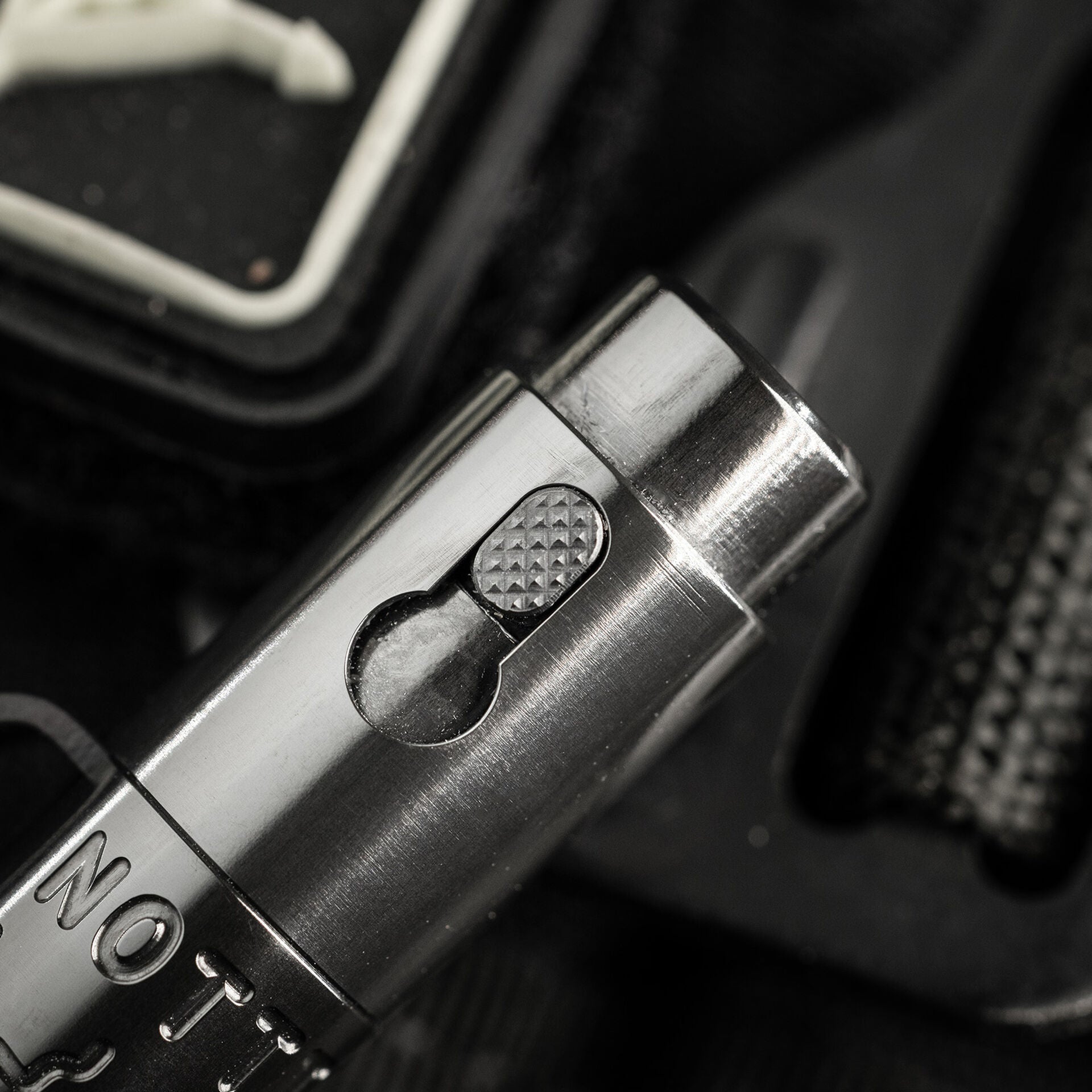 TiButton Pen RH SL Zirconium TAD Edition