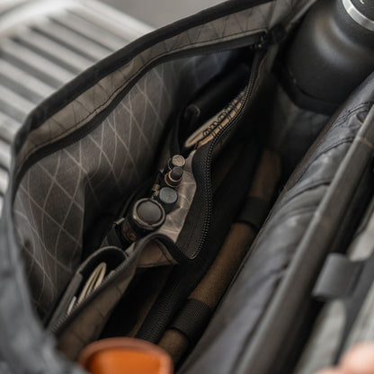 Parallax Messenger Bag 15L