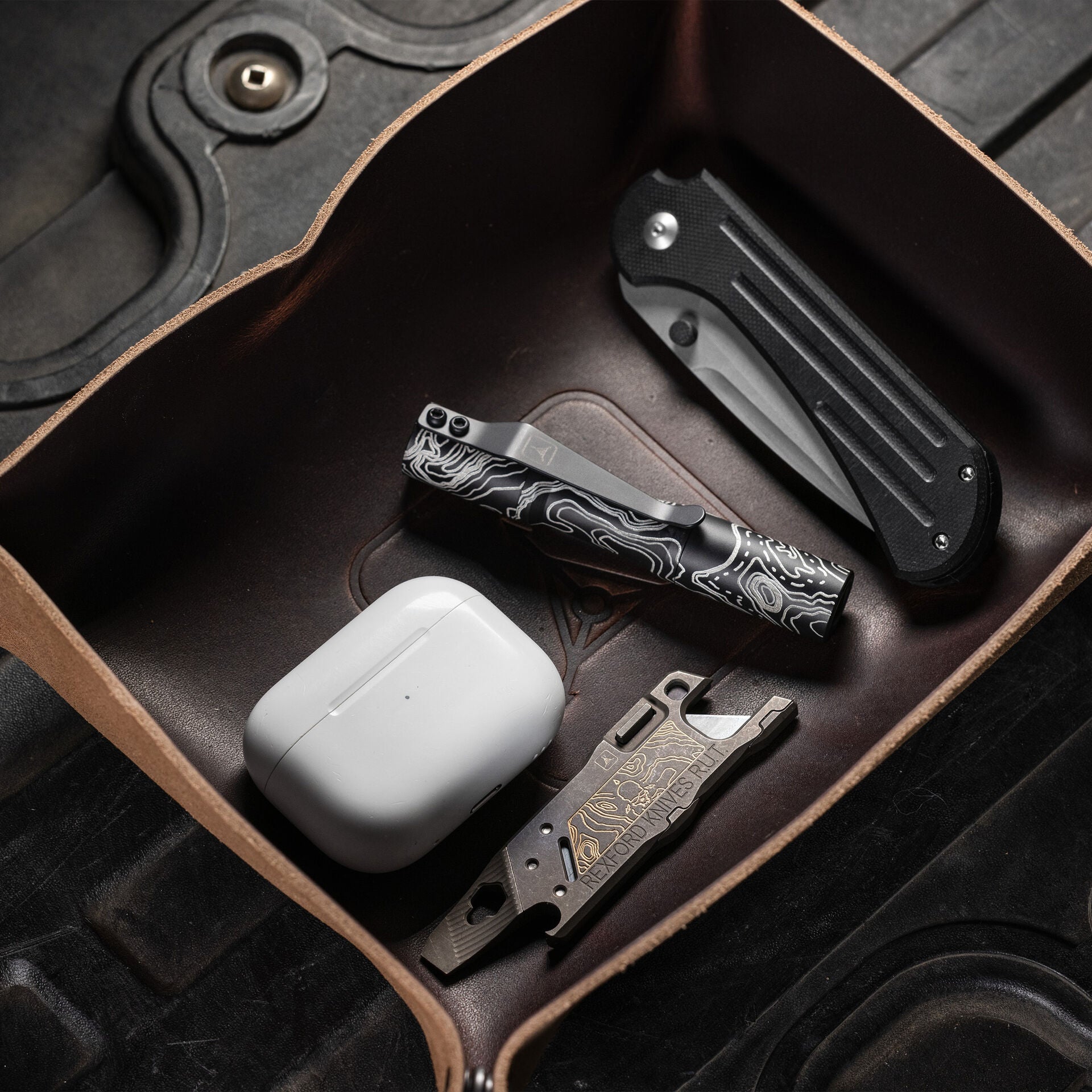 Travel Valet TAD Edition | Triple Aught Design