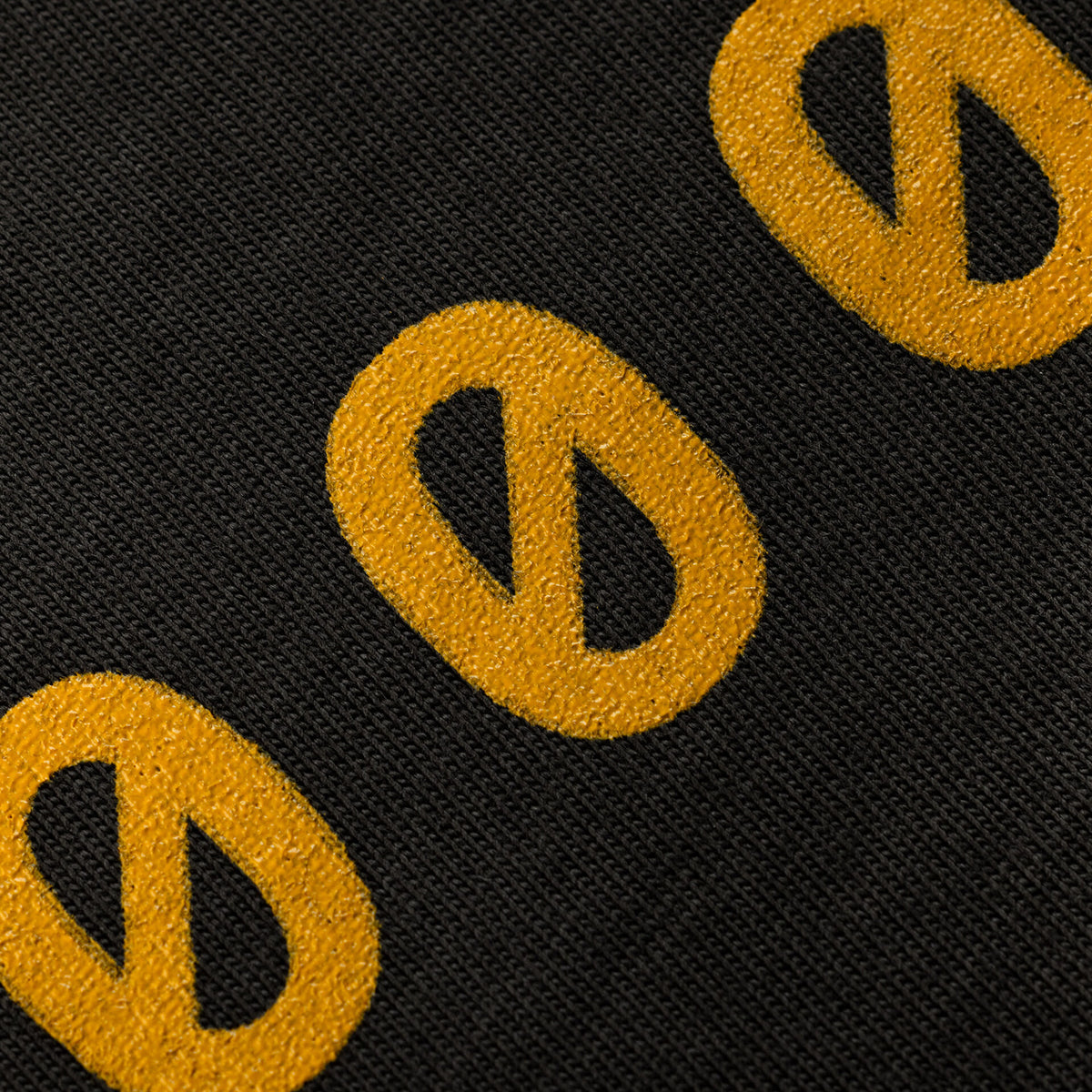 STACKED LOGO TEE