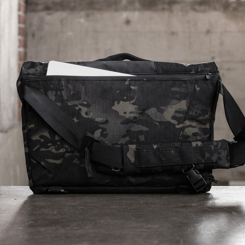 Parallax Messenger Bag 15L X50